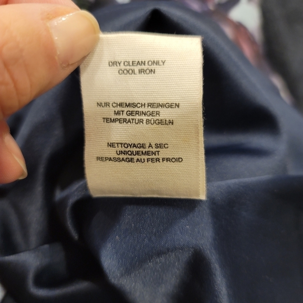 Boden Limited Edition Silk Sheath Scoop Neckline Dress - 4 US - Picture 9 of 9